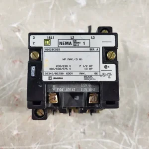 27 Amp, 3 Pole, 1 NO, 110/120 VAC Coil Contactor 8502SC02S