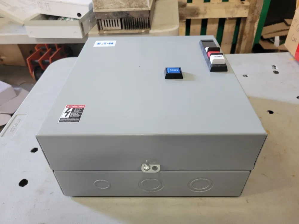 1.5 hp, NEMA Size 0, 24 VDC Non-Combination Starter ECN0701QHA w/ CPT