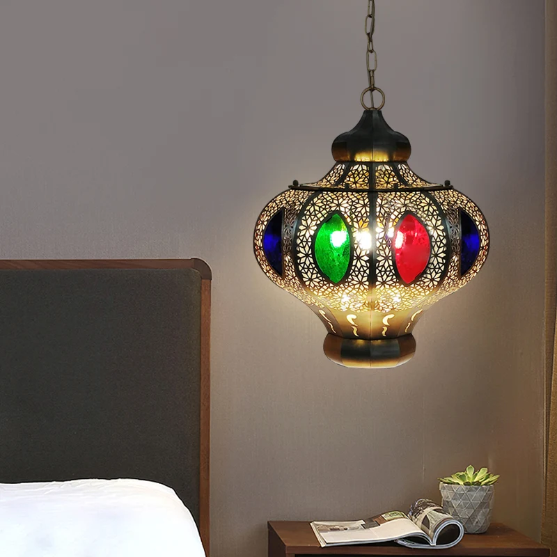 4 Heads Pendant Lighting Mediterranean Restaurant Ceiling Chandelier Crown White/Red Glass Shade Messing Red