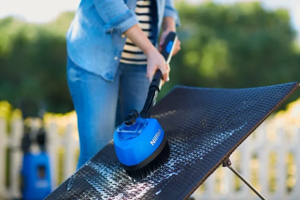 Multi brush kit detergent tank (Incl. donzig car, garden and rim brush heads)