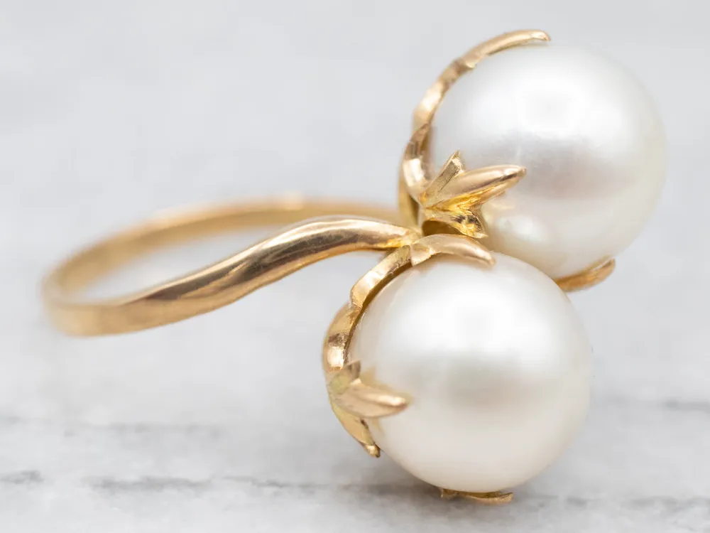Luxurious Yellow Verguld Pearl Bypass Ring