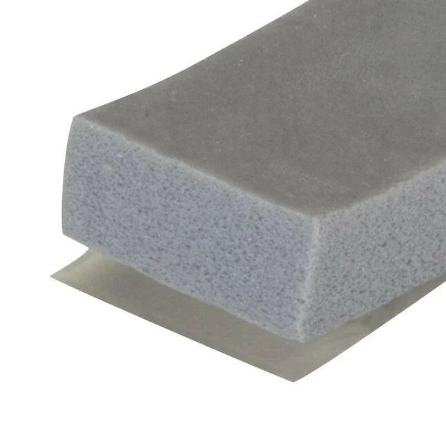 M-D 17-ft x 1/2- Grijs Foam Window Weatherstrip