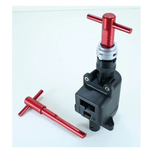 George's Garage, Herramienta Para La Carcasa Del Interruptor De Encendido De Harley-Davidson met Reinigingsadditieven