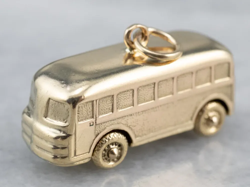 Vintage Gouden Bus Charm Pendant