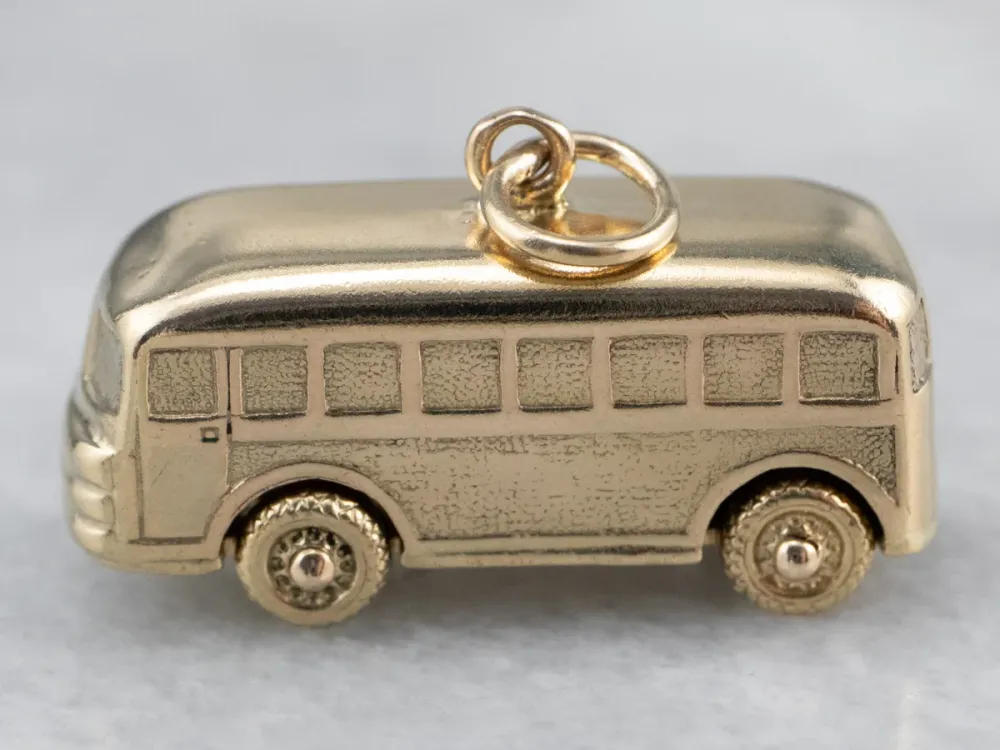 Vintage Gouden Bus Charm Pendant
