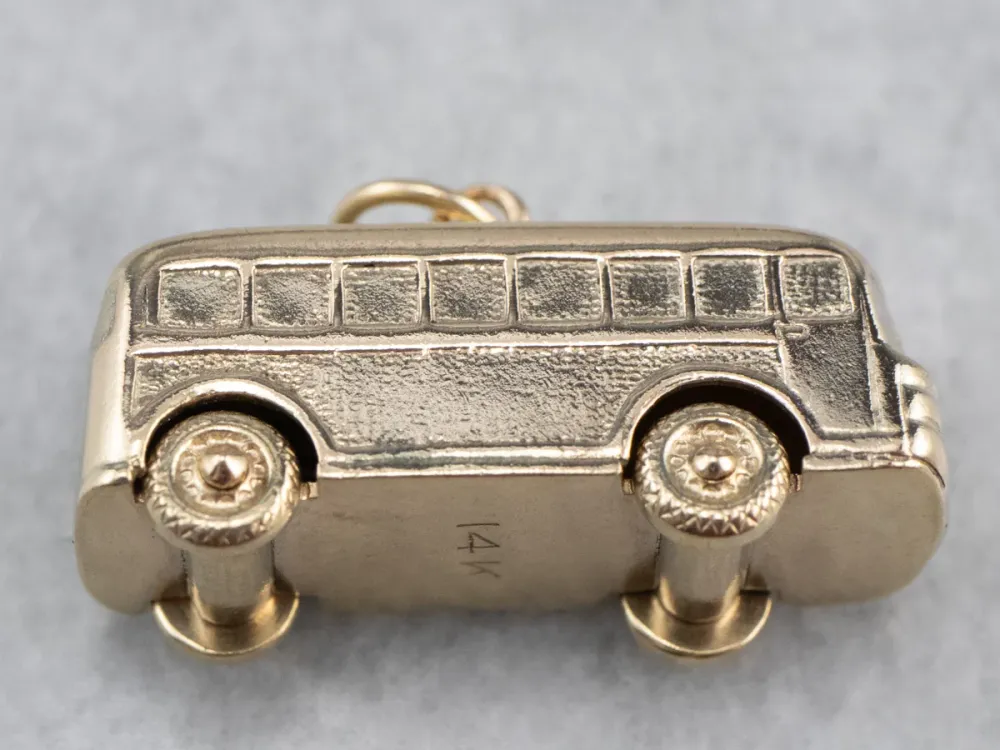 Vintage Gouden Bus Charm Pendant