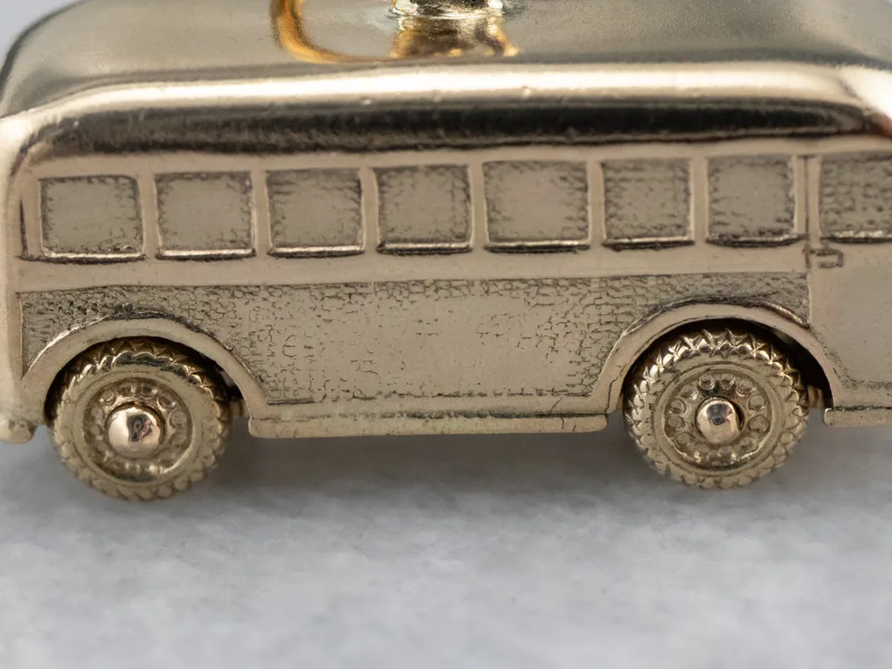 Vintage Gouden Bus Charm Pendant