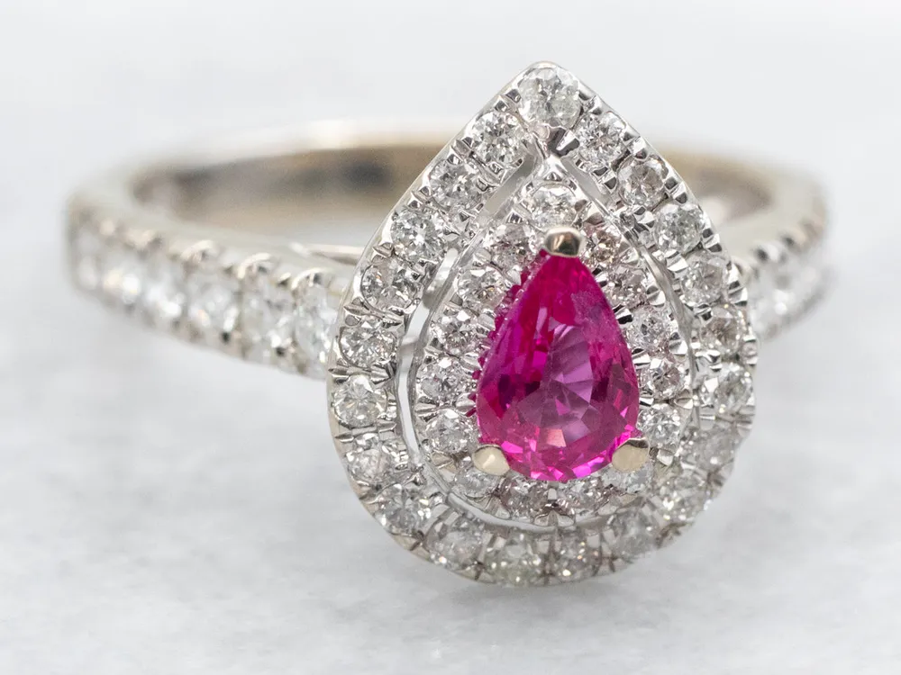 Modern Pink Sapphire Ring Dubbel Diamond Halo met stofkap