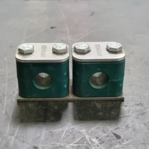 Directe fit Twin Assembly Pipe Clamp 14mm Hole (Box 39)