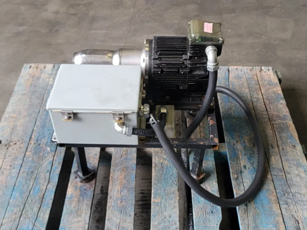 50:1 Gear Reducer F0441AWNT01- w/ Motor