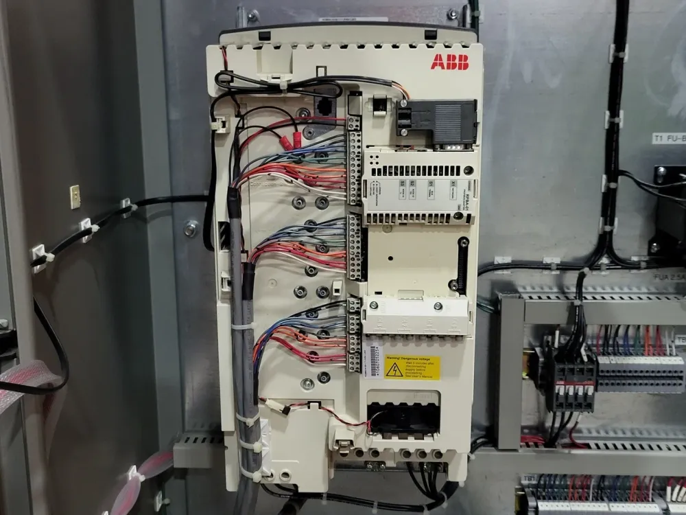 2 HP AC Drive (VFD) ACS800-04-0011-7+K454+L503