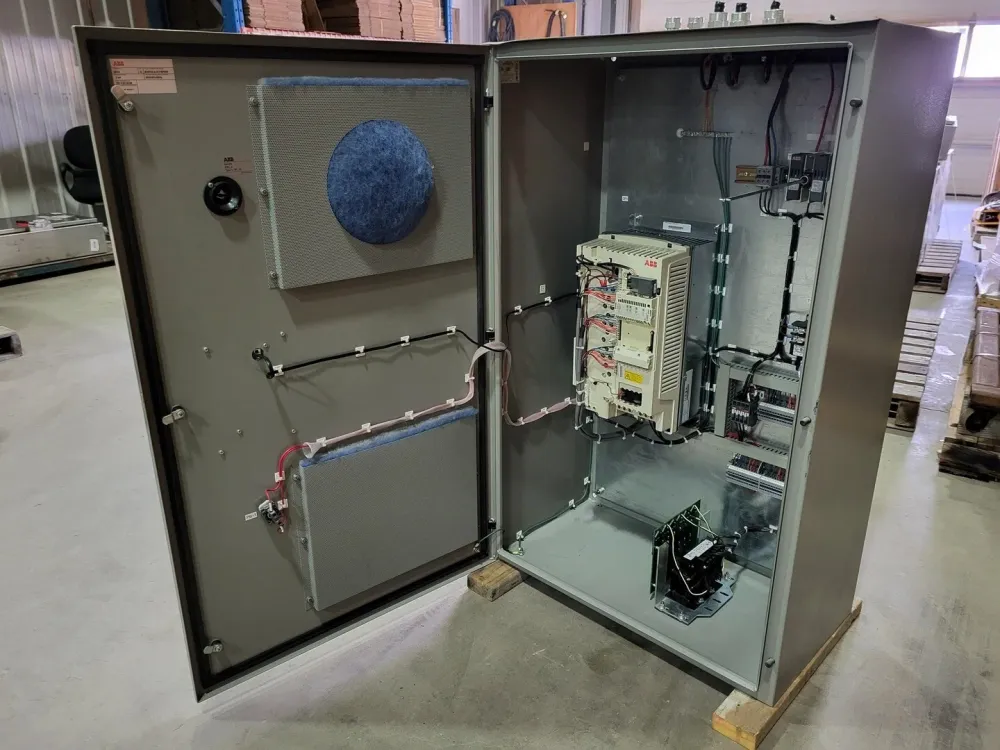 2 HP AC Drive (VFD) ACS800-04-0011-7+K454+L503