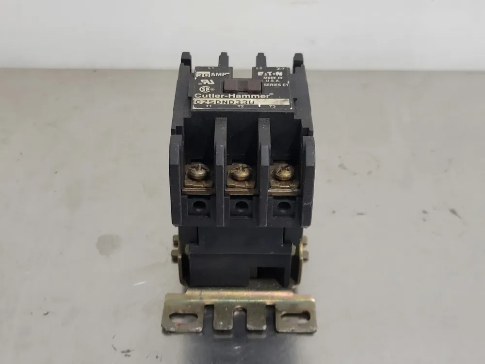 30 Amp, 3 Pole, 104-120 VAC Coil Contactor C25DND330