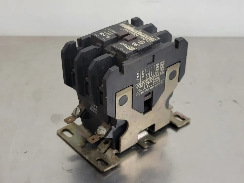 30 Amp, 3 Pole, 104-120 VAC Coil Contactor C25DND330
