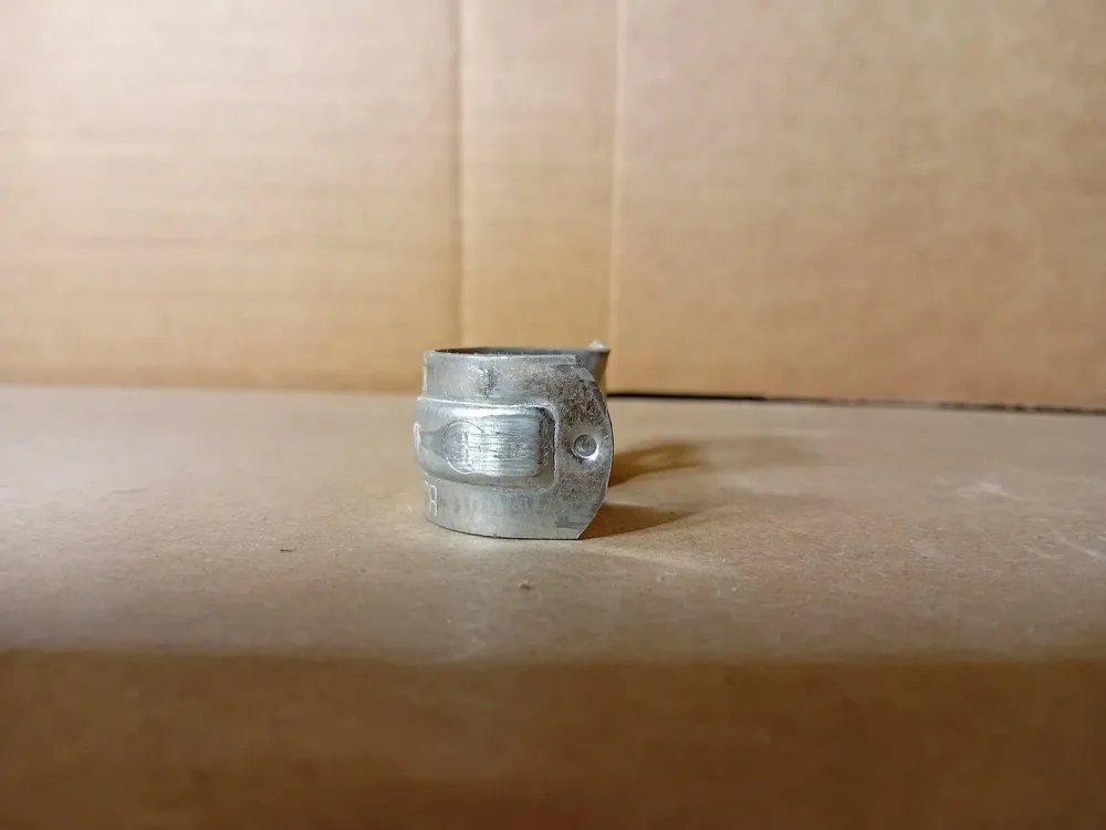 One Hole EMT Strap CI1308 (Box 50 pcs)