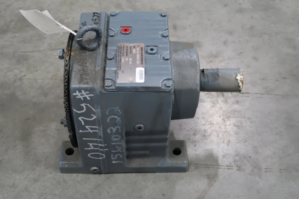 77.24:1 Ratio Inline Gear Reducer R77A