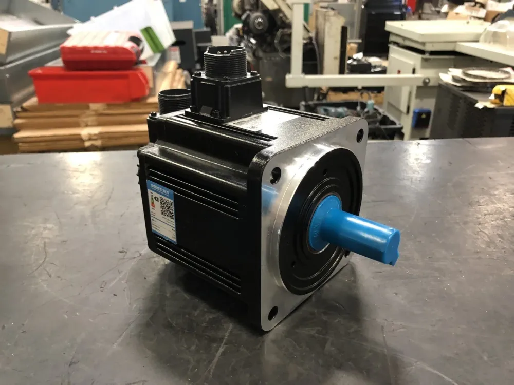 Voorzijde bestuurder 1.5 kW Servo Motor ECMA-E11315RS