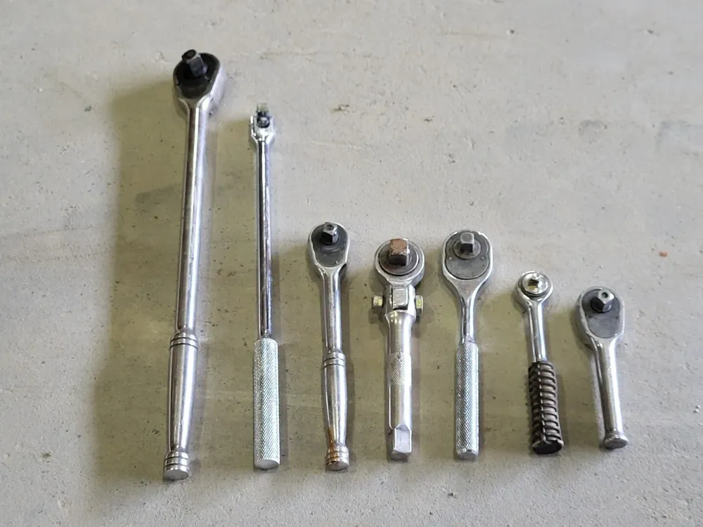 Assorted Ratchet 1/2" & 3/8" Drive, SA12AL, SA38A, 5266, 5249 met druppelstop