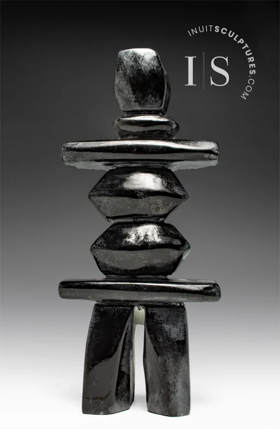Premium Zwart 10" Inukshuk Matiusi Kimgwatsiaq *Kimgwatsiaq No. 15*