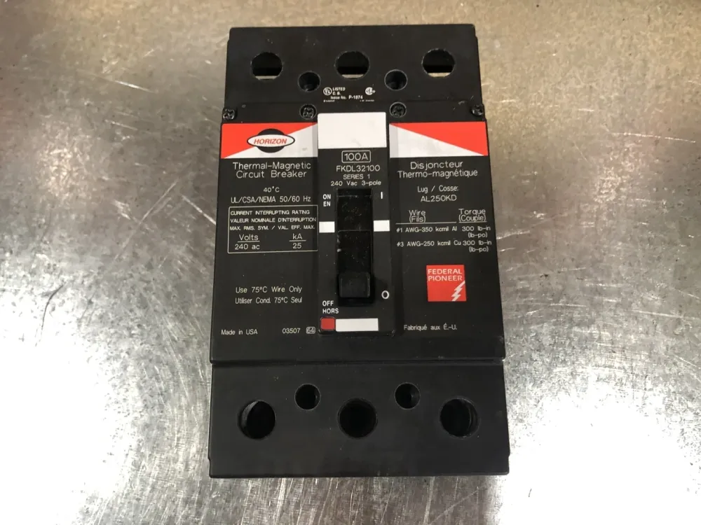 100 Amp, 3 Pole, 240 volts Circuit Breaker FKDL32100 met directe aansluiting