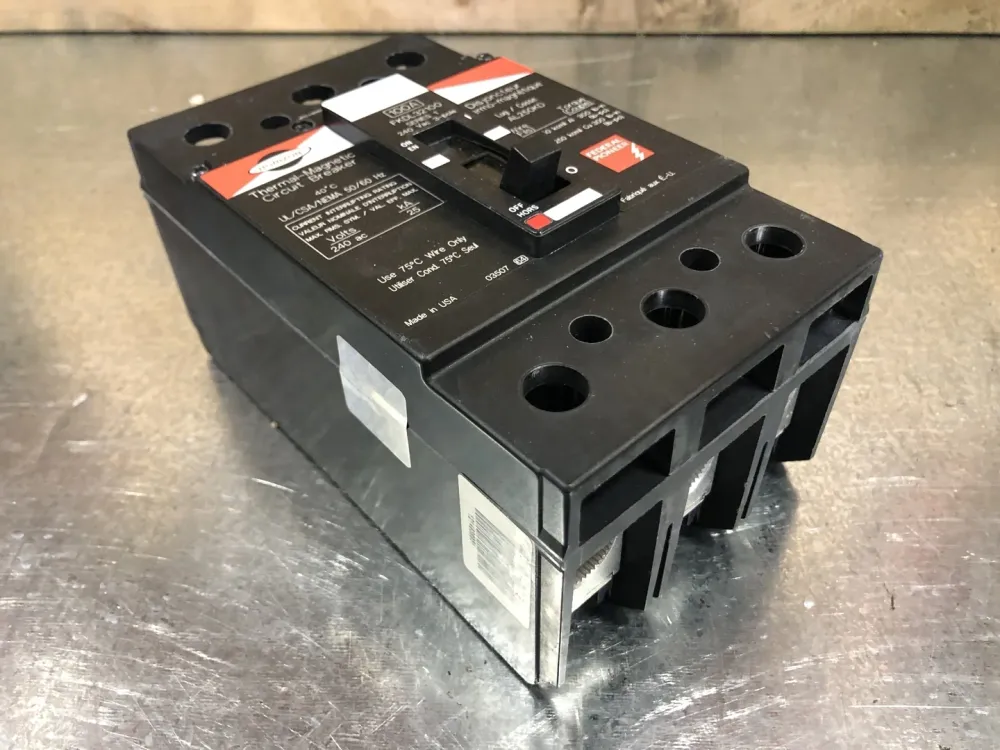 100 Amp, 3 Pole, 240 volts Circuit Breaker FKDL32100 met directe aansluiting