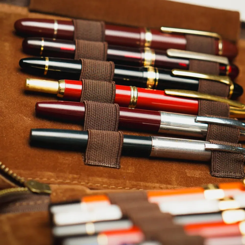 Yak Leer 26 Double Sided Zipped Pen Holder - Tan