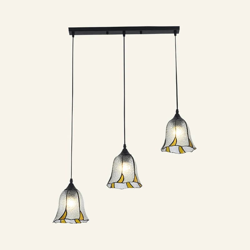 Tiffany-stijl Bell Multi-plafondlamp 3 lampen Handgemaakte glazen ophanglamp met bouten en moeren