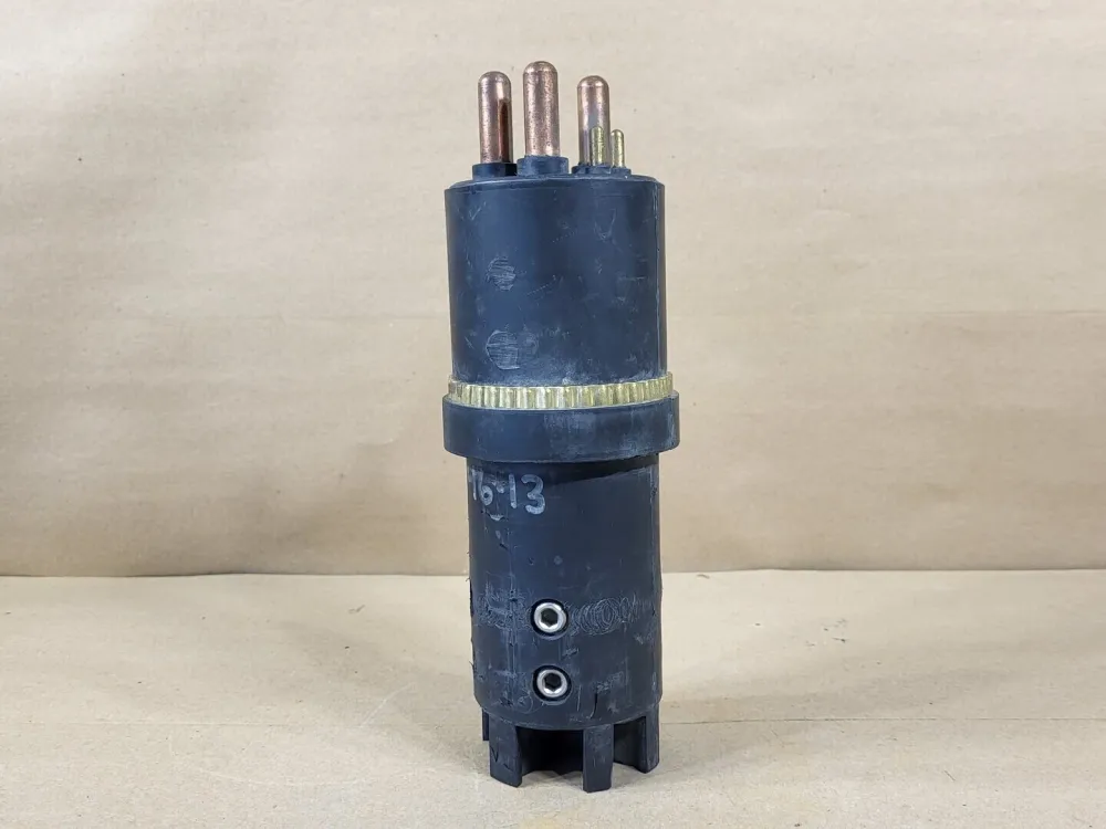 225Amp, 750Volts, 3P+G, Uni-Lock Connector 8346-13