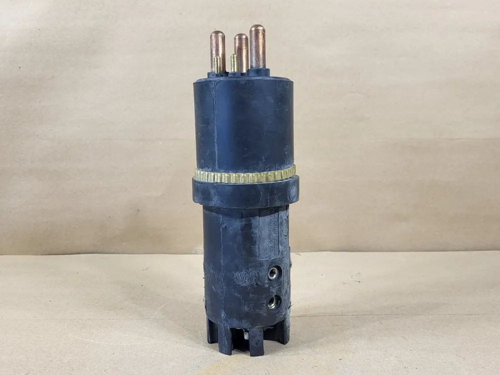 225Amp, 750Volts, 3P+G, Uni-Lock Connector 8346-13