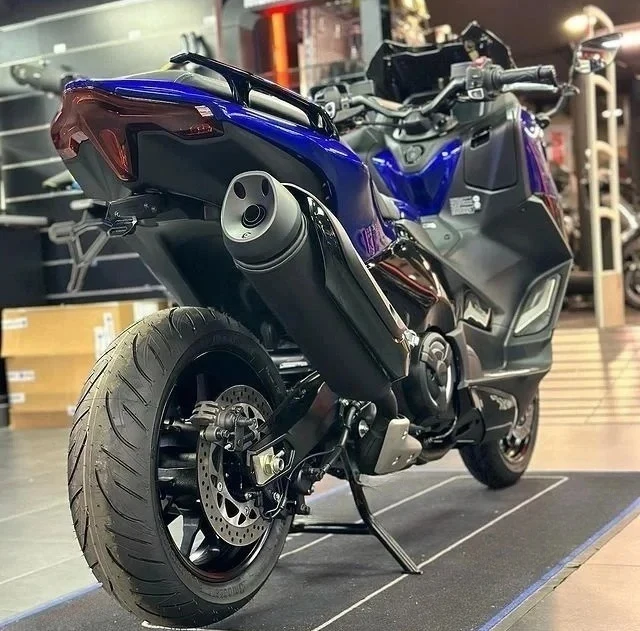 Amotopart 2022-2024 YAMAHA TMAX560 BLAUWE ZWARTE KUIST KIT