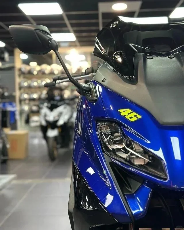 Amotopart 2022-2024 YAMAHA TMAX560 BLAUWE ZWARTE KUIST KIT