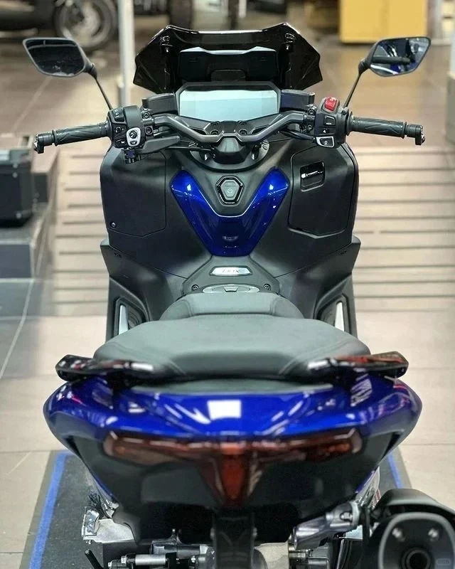 Amotopart 2022-2024 YAMAHA TMAX560 BLAUWE ZWARTE KUIST KIT