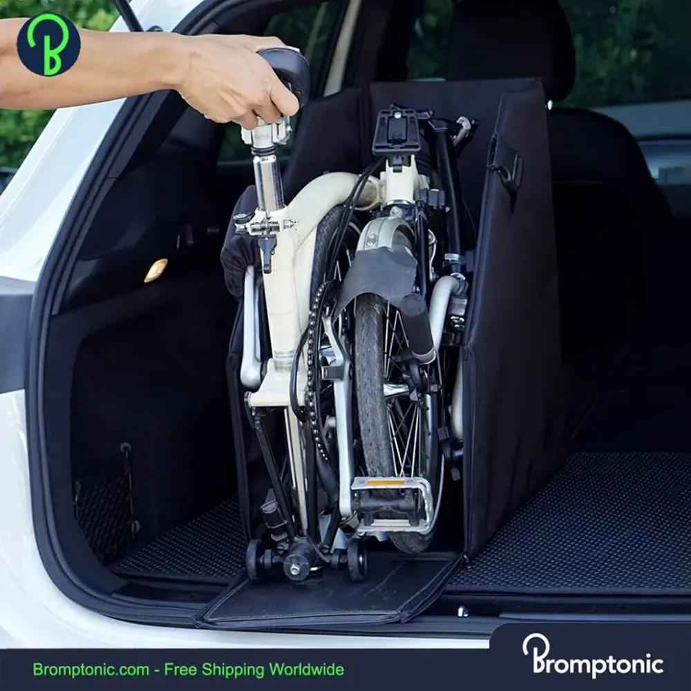 Brompton opbergbox voor de auto thuis