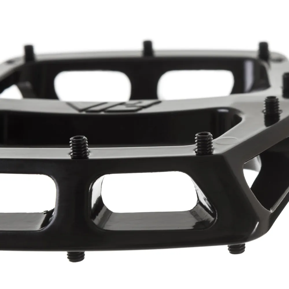 DMR V12 Platte Pedalen Zwart