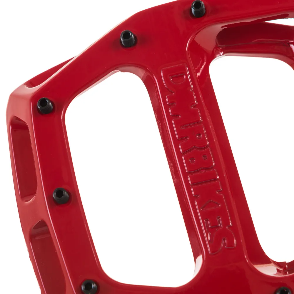 DMR V12 rode platte pedalen