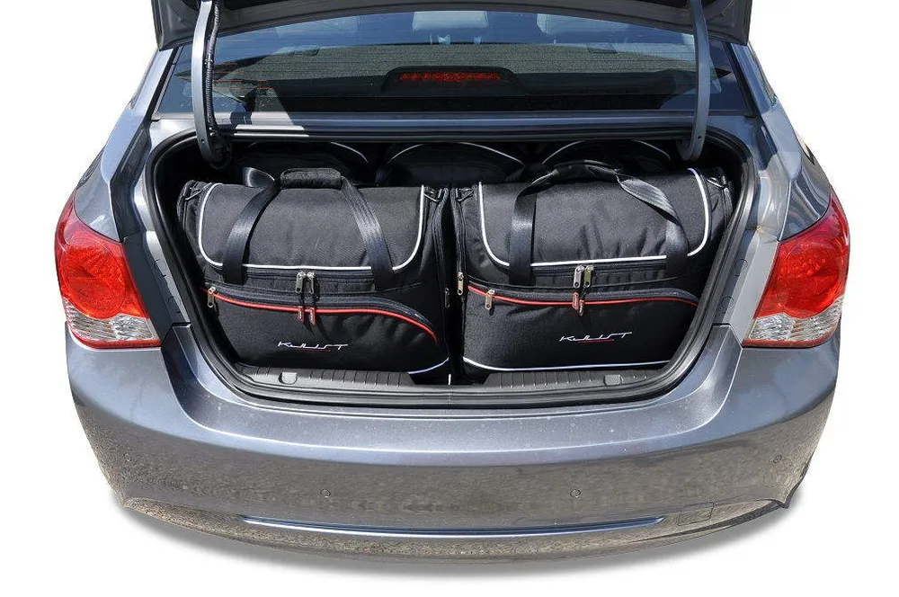 Kjust reistassenset geschikt voor Chevrolet Cruze Sedan (2009-2016)