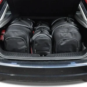Kjust reistassenset geschikt voor Ford Focus (II/facelift) vijfdeurs (2008-2011)