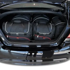 Kjust reistassenset geschikt voor Infiniti Q70 Sedan (2013-2019)