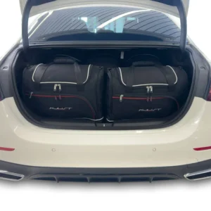 Kjust reistassenset geschikt voor Mercedes Benz E-Klasse (W214) Limousine (2023-)