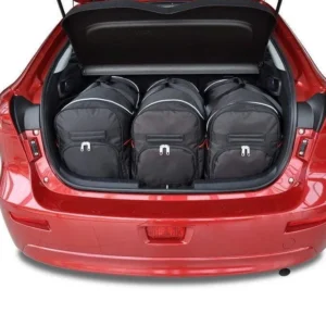 Kjust reistassenset geschikt voor Mitsubishi Lancer Sportback (2009-2016)