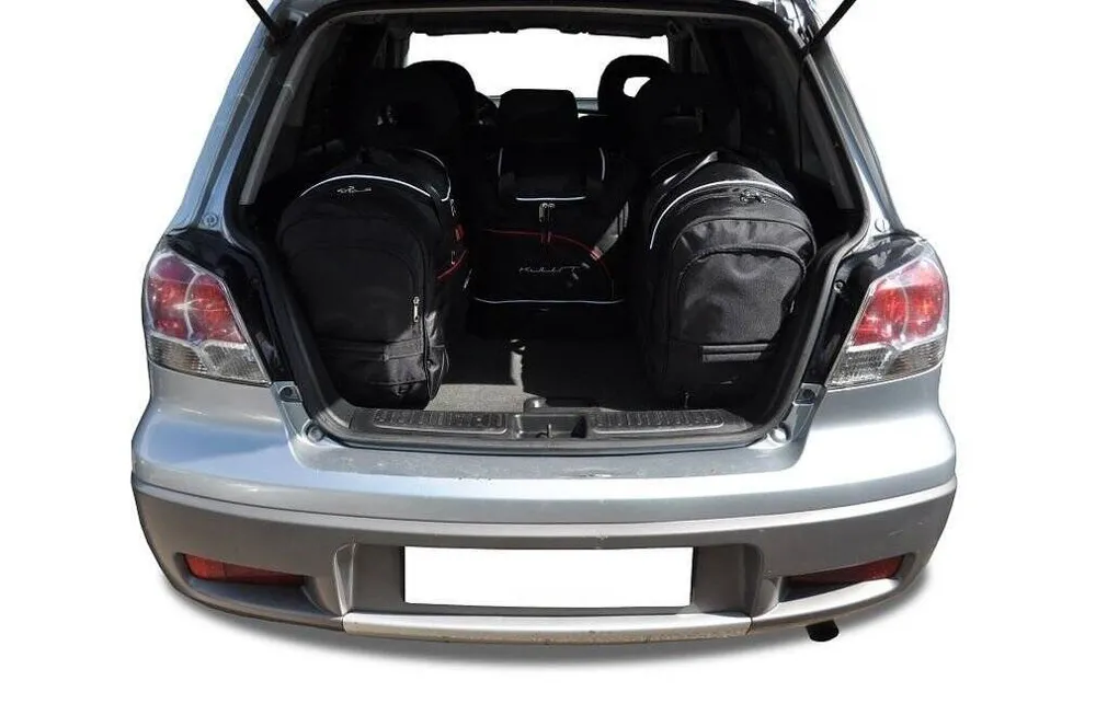 Kjust reistassenset geschikt voor Mitsubishi Outlander (I) (2003-2007)