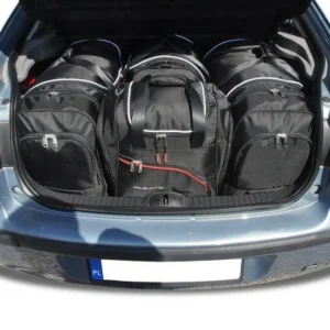 Kjust reistassenset geschikt voor Renault Laguna vijfdeurs (2001-2007)