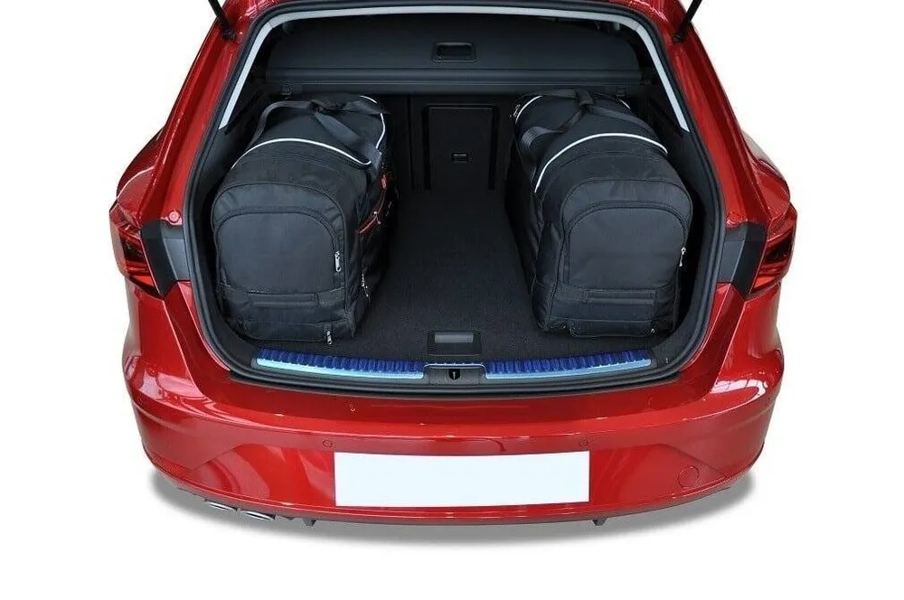 Kjust reistassenset geschikt voor Seat Leon (III) vijfdeurs (2013-2020)