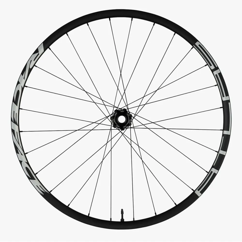 RACE FACE ATLAS 29" voorwiel 15-20x110 mm as