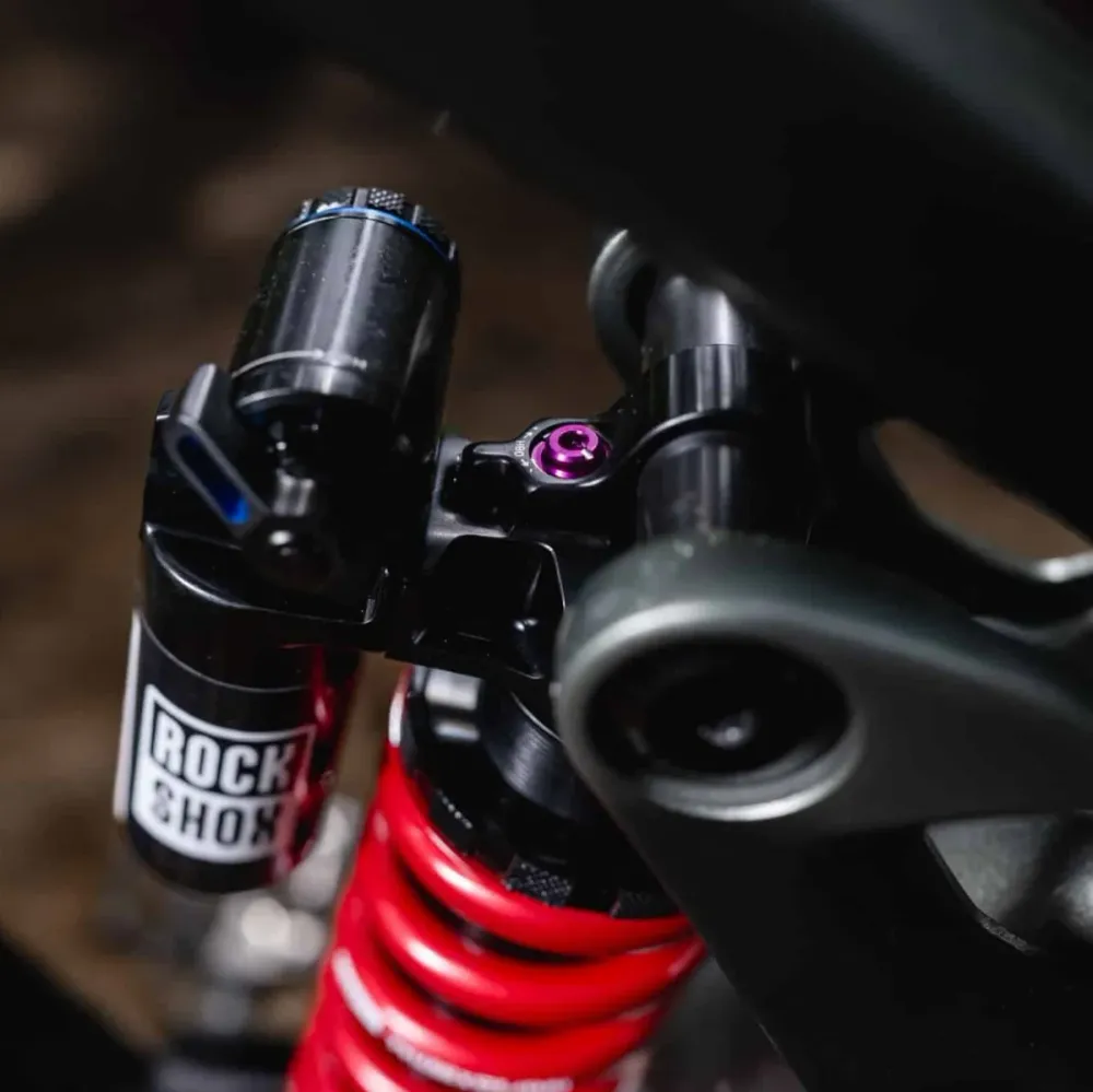 ROCKSHOX VIVID ULTIMATE RC2T HBO Standaard schokdemper voor Santa Cruz Nomad 6 (2023+)