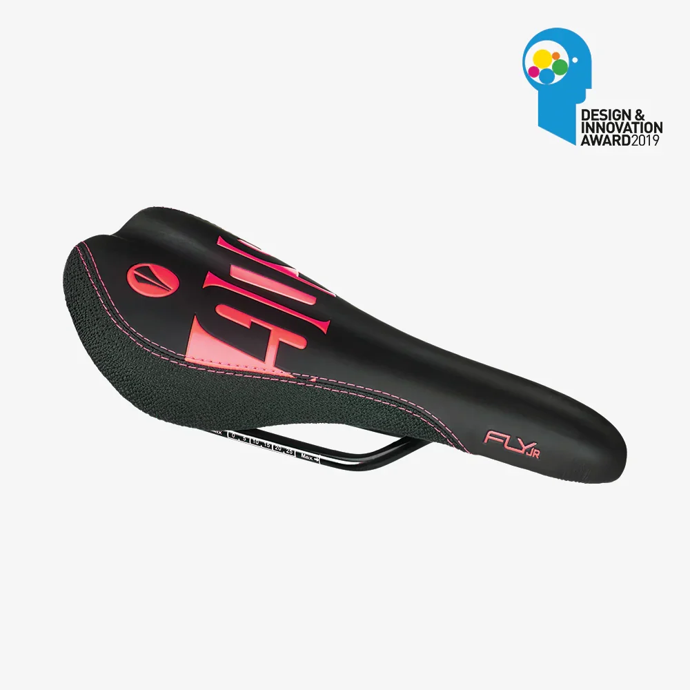 SDG FLY Junior Zadel Zwart/Rood