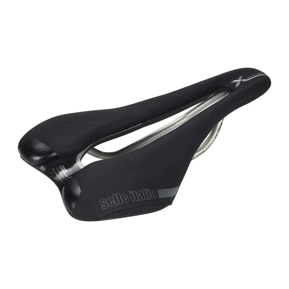 Zadel SELLE ITALIA SLR BOOST X-CROSS SUPERFLOW L Rails TI316