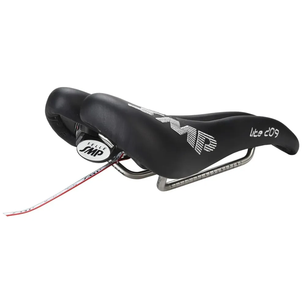 Zadel SMP LITE 209 Breedte 139 mm Roestvrijstalen rails Zwart