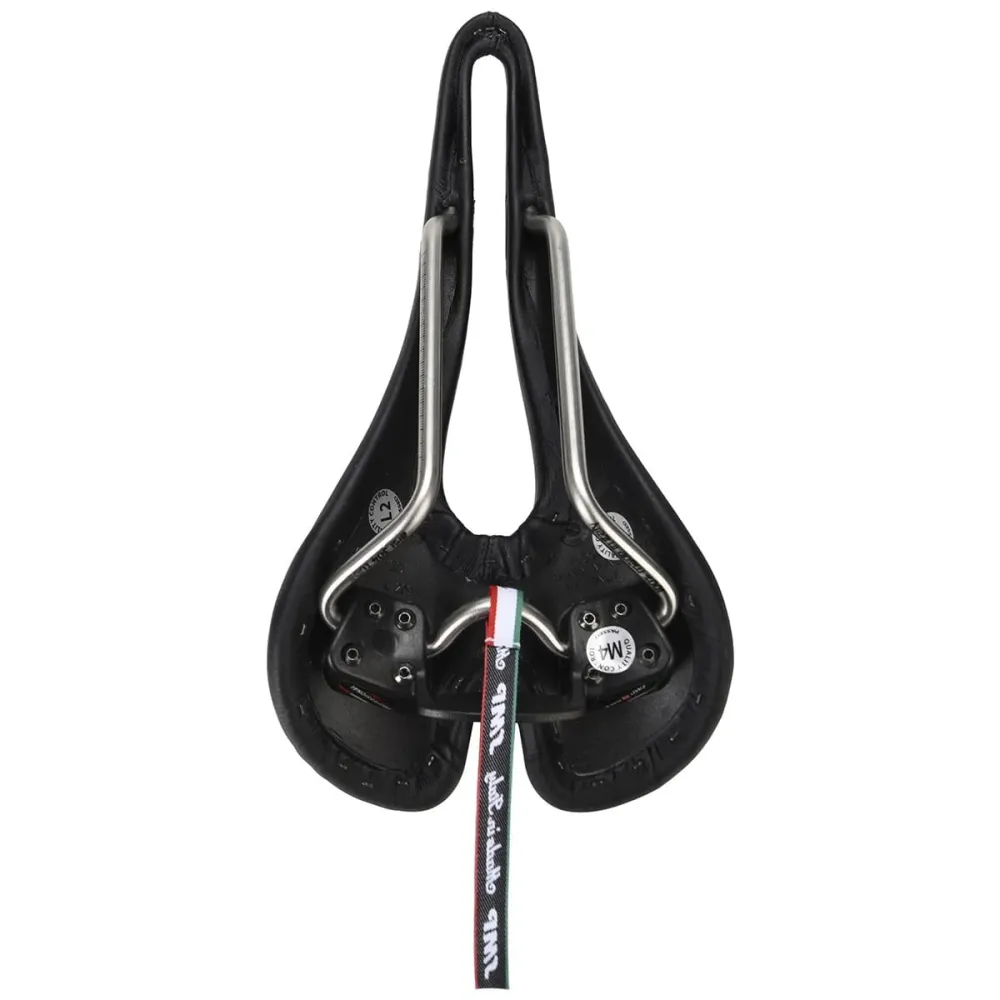 Zadel SMP LITE 209 Breedte 139 mm Roestvrijstalen rails Zwart