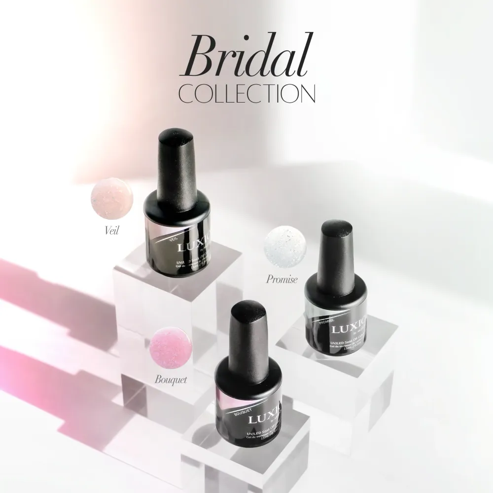 Full Size Luxio - Bridal Studio N°11 Collection met geïntegreerd logo